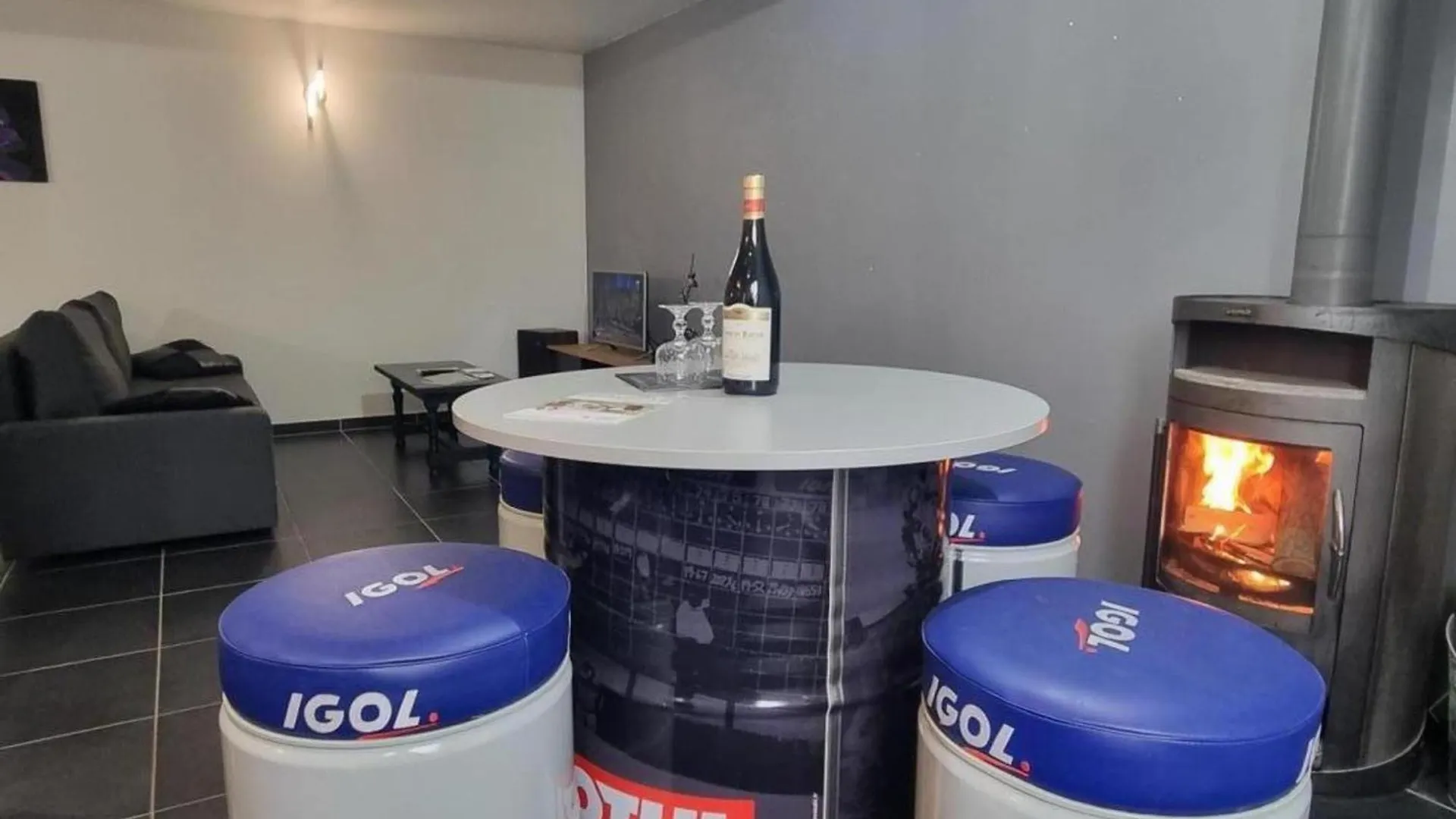 Holiday home Gite 80M² Avec Jardin Privatif, Garage Pour Motos, A Proximite Des Sentiers De Randonnee Et Circuits Vtt. - Fr-1-496-319 Veranne